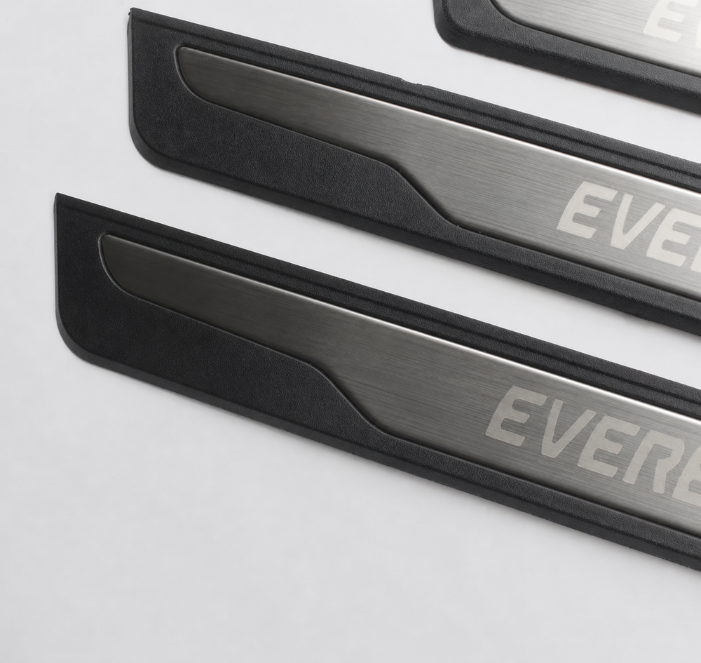 Ford Everest 2022 - 2026 Scuff Plate Door Sill Protector
