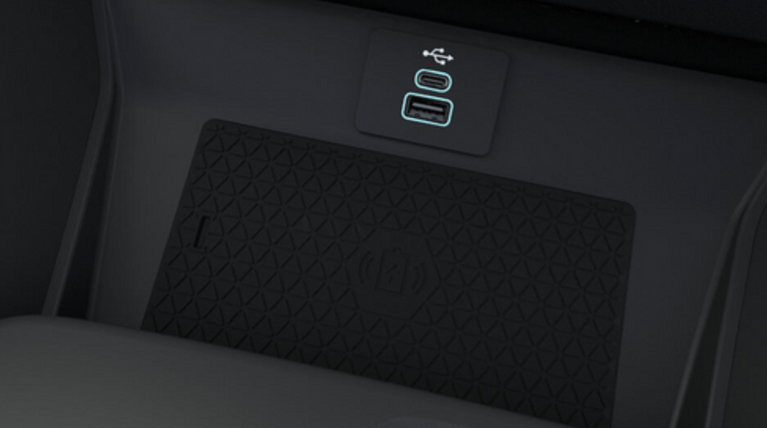Genuine Ford Next Gen Ranger 15W Wireless Charging Mat Pad XL XLS 2022–Onwards