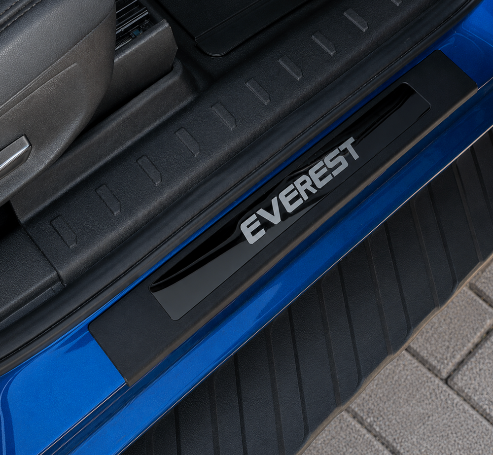 Ford Everest 2022 - 2026 Scuff Plate Door Sill Protector Mirrored